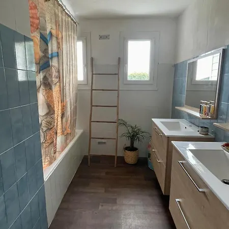Casa de Férias Grande Maison A 200m De La Plouguerneau